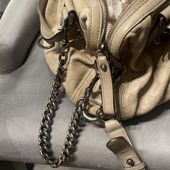 Gucci cross body bag and shoulder. Authentic. - Picture 3 of 6